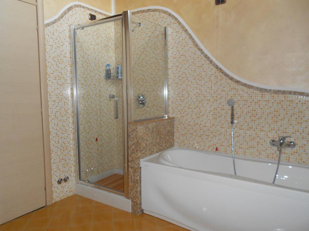 B&B Stella Del Borgo Castiglione Olona Экстерьер фото
